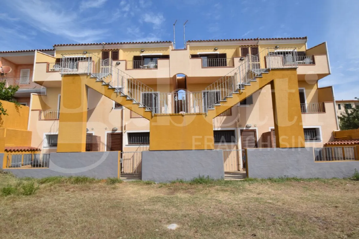 Palazzo/Stabile in vendita a Santa Teresa Gallura - foto 2