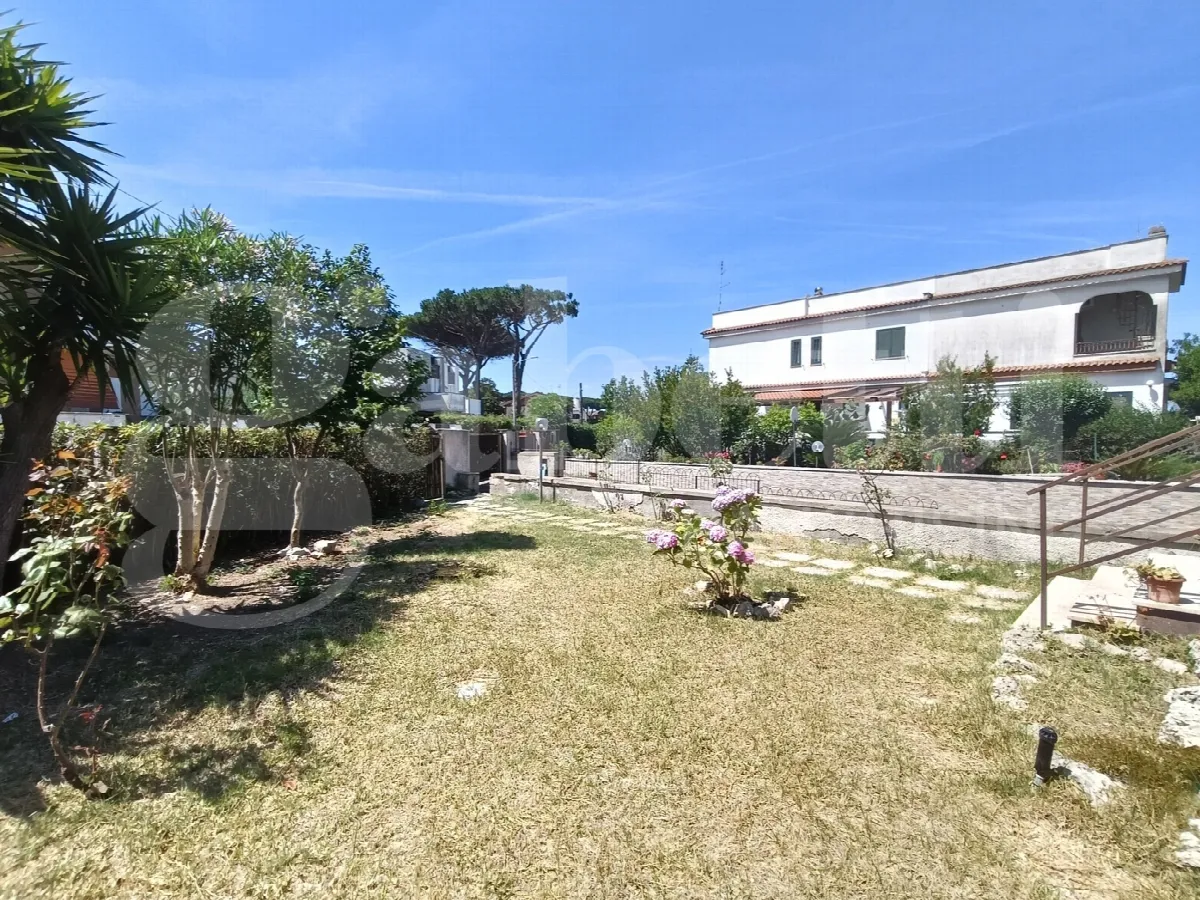 Casa Indipendente in vendita ad Anzio - foto 5