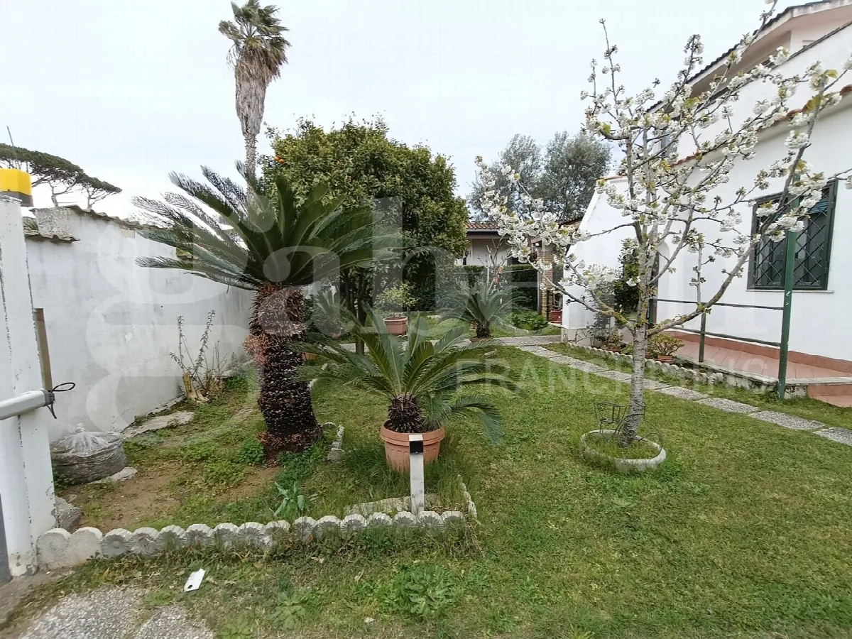 Villa in vendita ad Anzio - foto 5