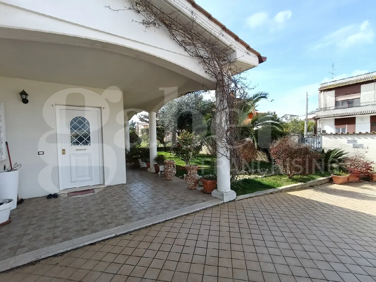 Villa in vendita ad Anzio - foto 2