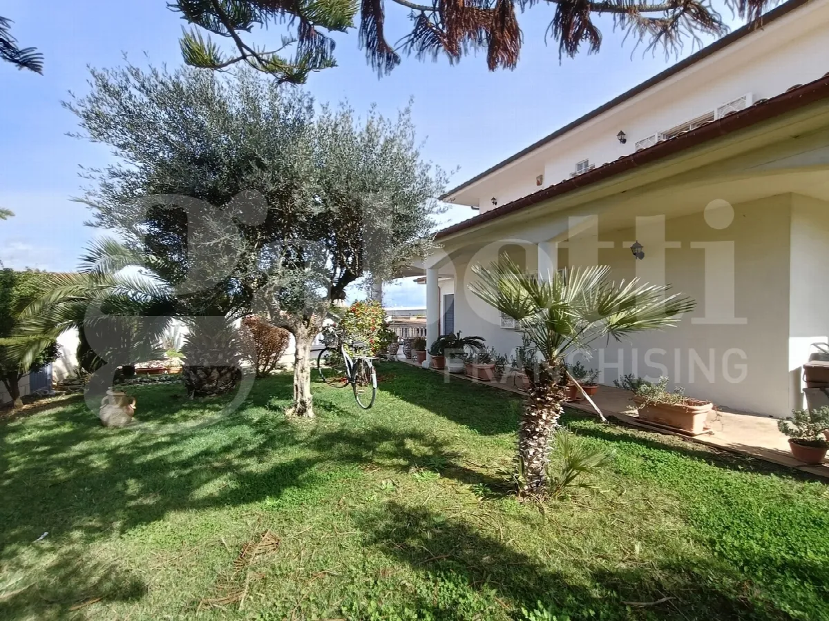 Villa in vendita ad Anzio - foto 5
