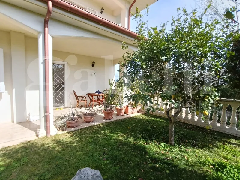 Villa in vendita a Anzio - foto 6