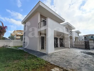 Villetta a schiera in vendita a Anzio - foto 3