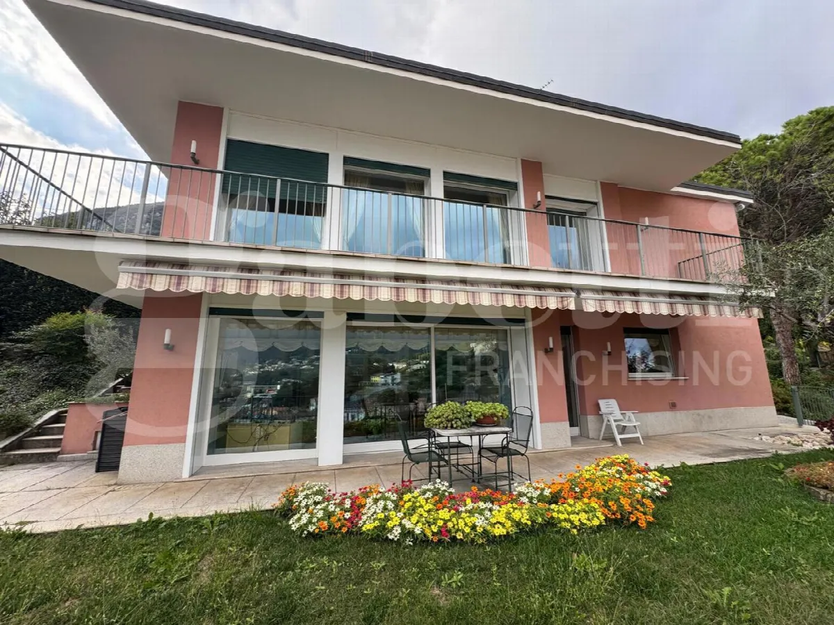 Villa in vendita a Lecco, San Giovanni, Rancio, Laorca - foto 5