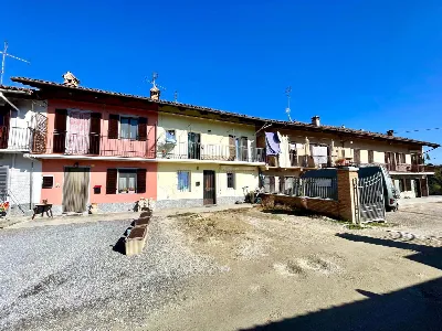 Casa Indipendente in vendita a Canale - foto 2
