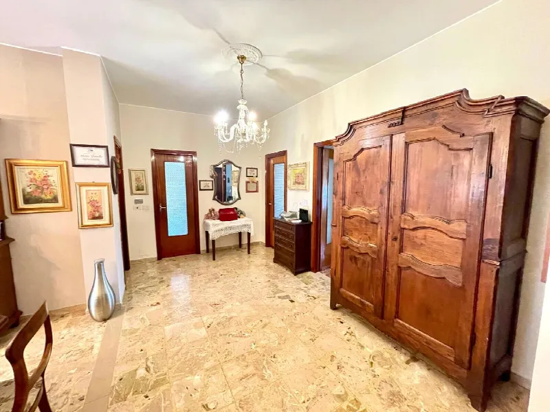 Casa Indipendente in vendita a Alba - foto 10
