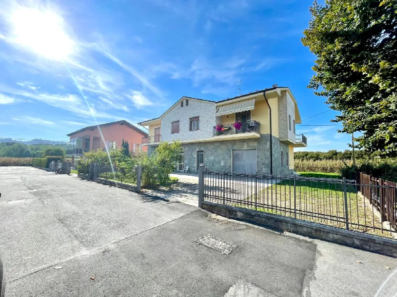 Casa Indipendente in vendita a Alba - foto 3