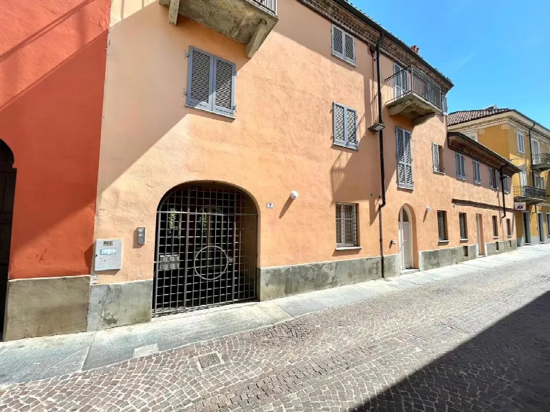 Appartamento in vendita a Alba - foto 1