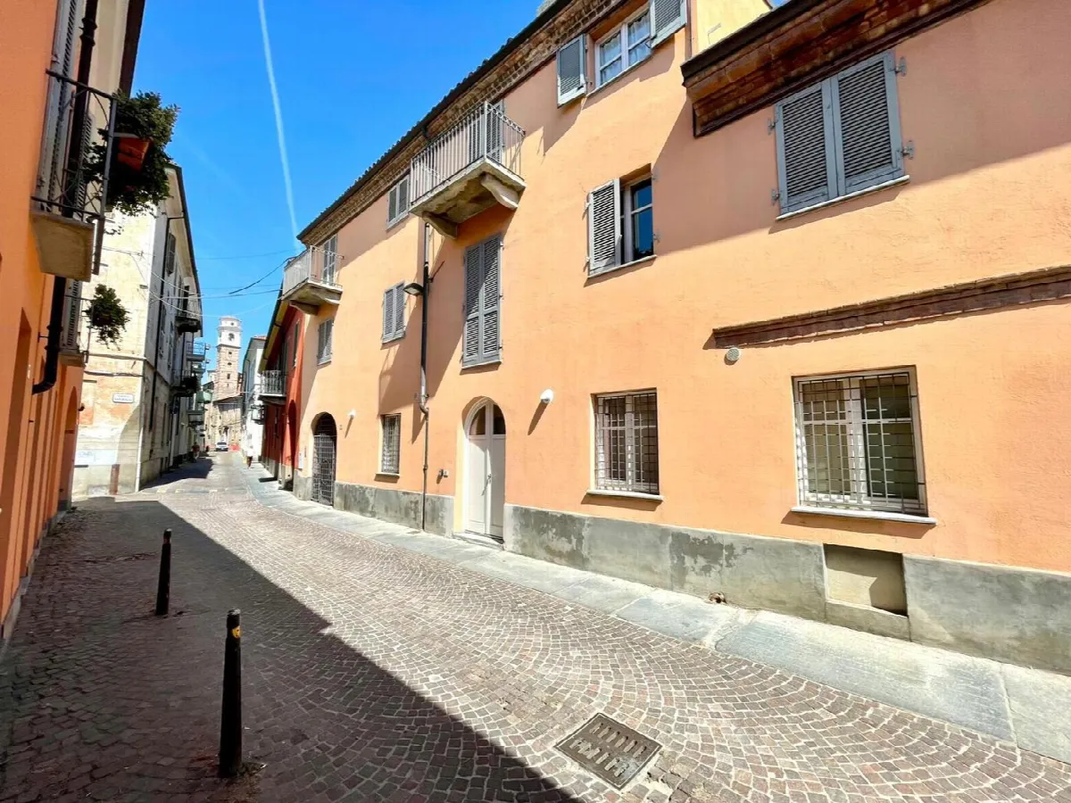 Appartamento in vendita ad Alba - foto 2