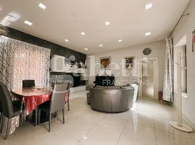 Palazzo/Stabile in vendita a Marano di Nap... - foto 3