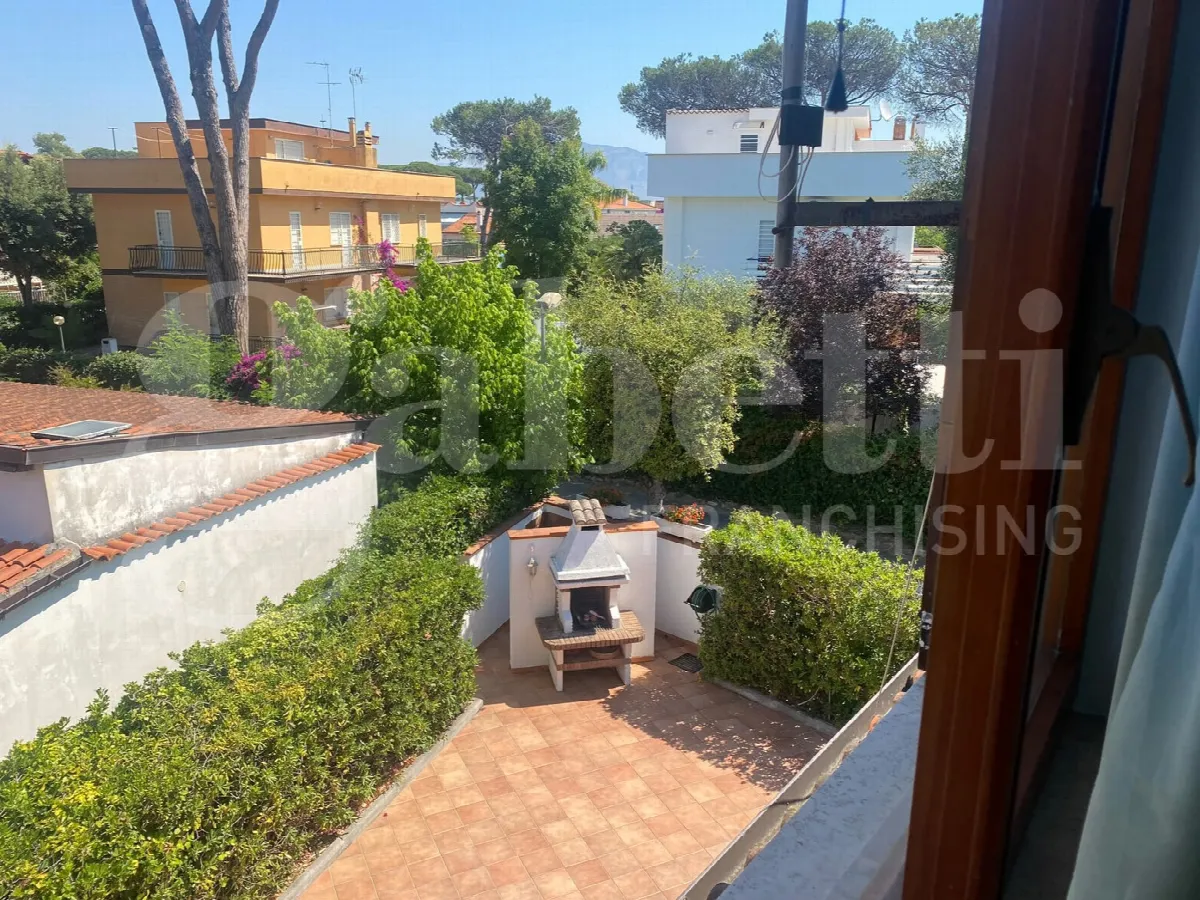 Villa in vendita a Terracina - foto 4