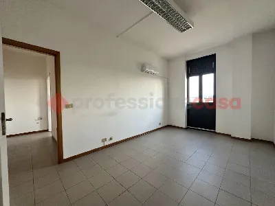 Ufficio in vendita a Arezzo, Chiassa super... - foto 8