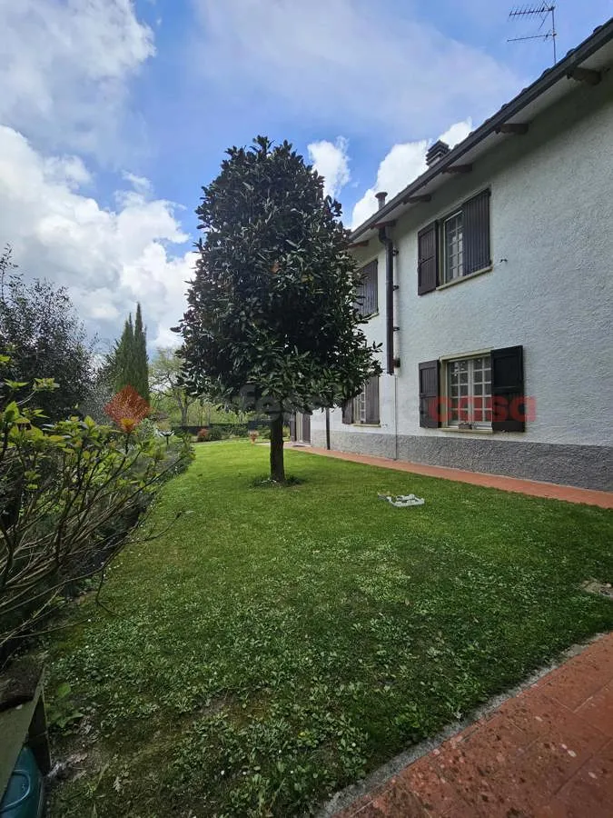 Casa Indipendente in vendita ad Arezzo, Palazzo Del Pero, Santa Maria Alla Rassinata - foto 2