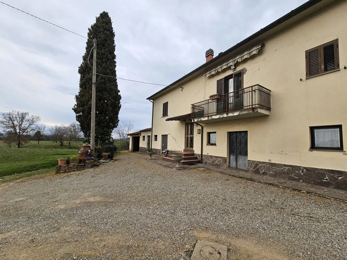 Casa Indipendente in vendita ad Arezzo, San Zeno, Puliciano, Rigutino - foto 4