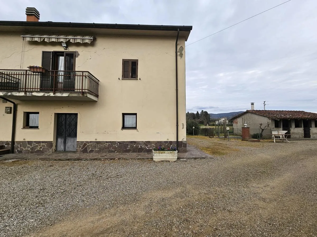 Casa Indipendente in vendita ad Arezzo, San Zeno, Puliciano, Rigutino - foto 5