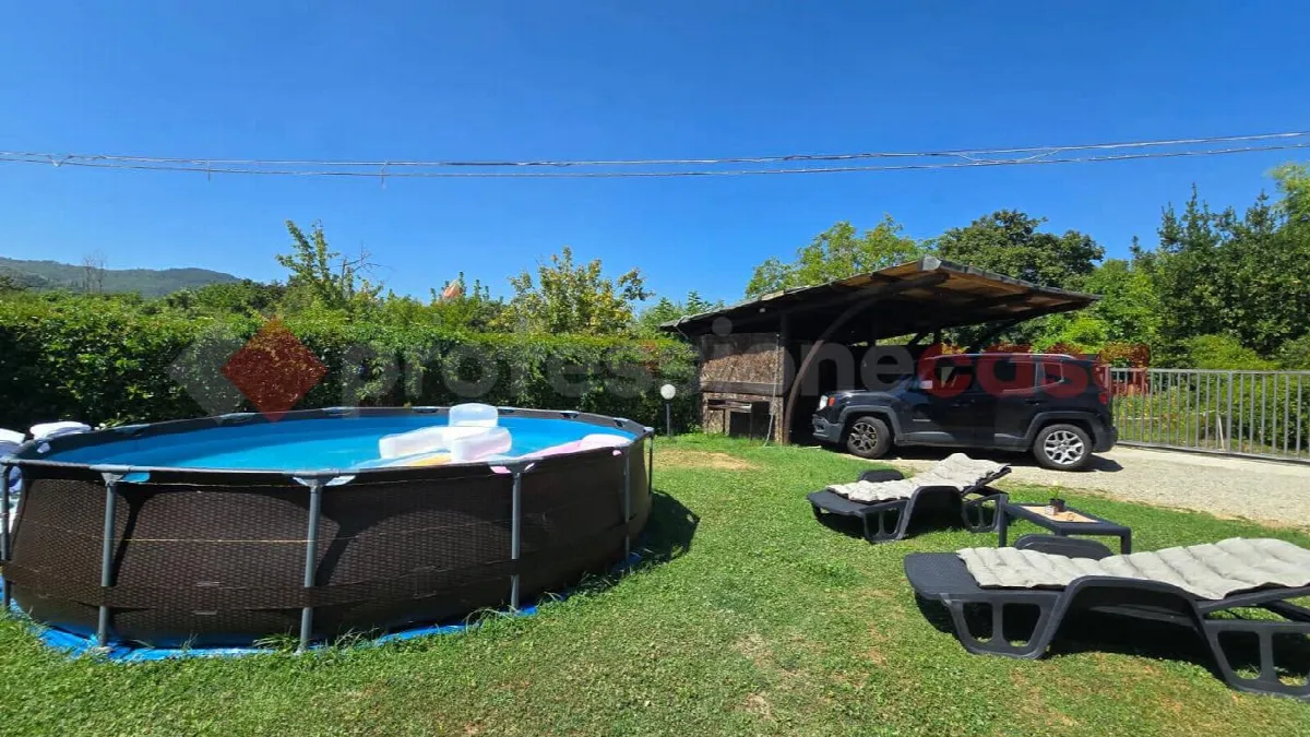 Casa Indipendente in vendita ad Arezzo, Agazzi, Santa Firmina, Tortaia - foto 2