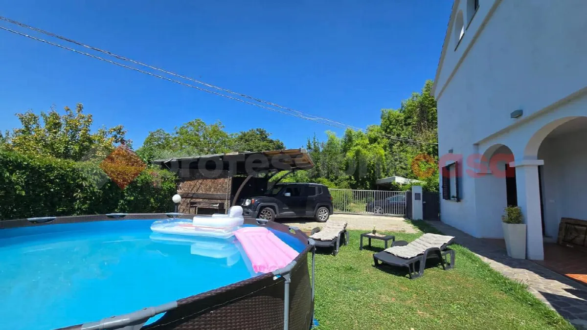 Casa Indipendente in vendita ad Arezzo, Agazzi, Santa Firmina, Tortaia - foto 3