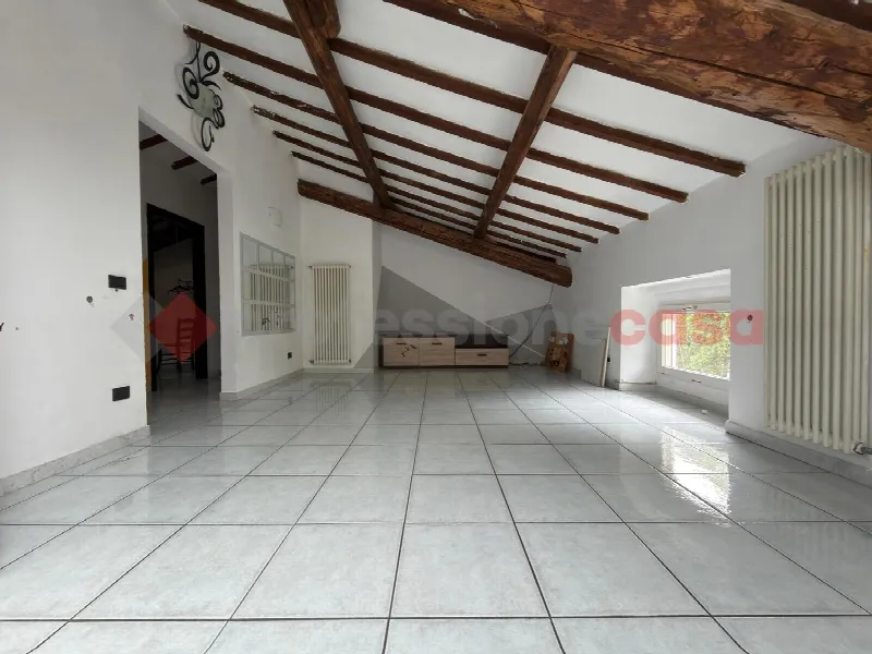 Appartamento in vendita a Arezzo, Centro - foto 2