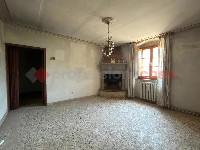 Appartamento in vendita a Arezzo, Antria, ... - foto 2