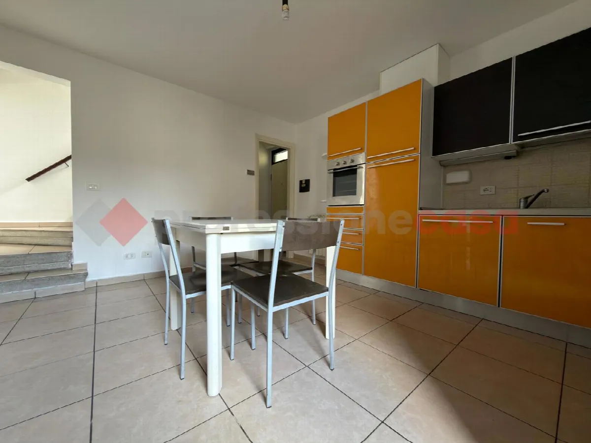 Casa Indipendente in vendita ad Arezzo, Chiassa Superiore, Giovi, Quarata - foto 2