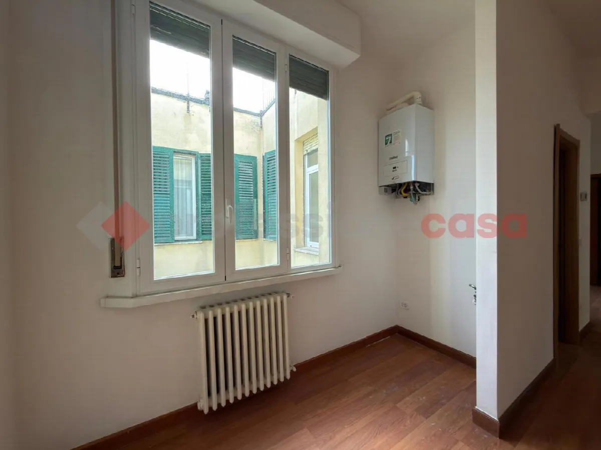 Appartamento in vendita a Arezzo, Centro - foto 4