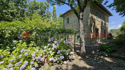 Villetta a schiera in vendita a Chitignano - foto 1