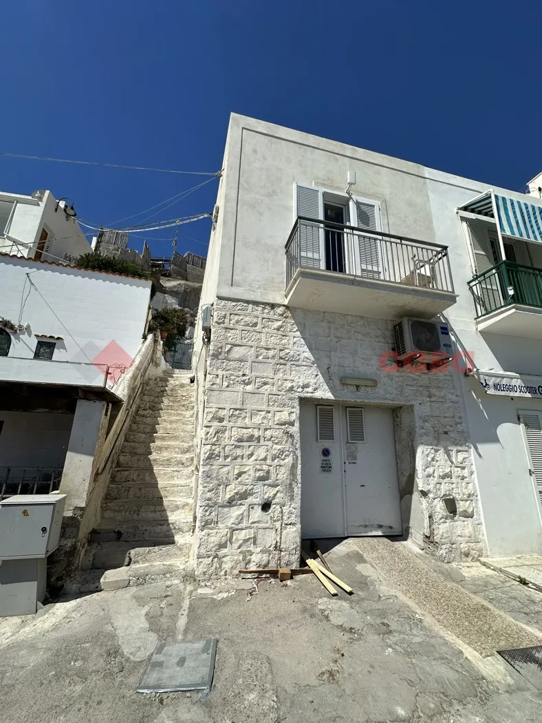 Appartamento in vendita a Ponza - foto 1