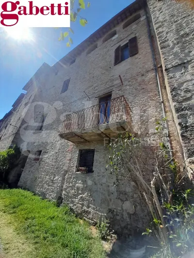 Palazzo/Stabile in vendita a Colle di Val ... - foto 2