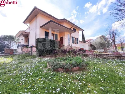 Villa a Asciano