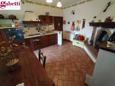 Appartamento in vendita a Monteroni d'Arbi... - foto 3