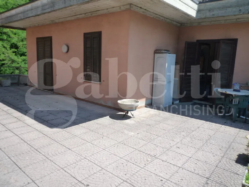Palazzo/Stabile in vendita a Cadrezzate - foto 10