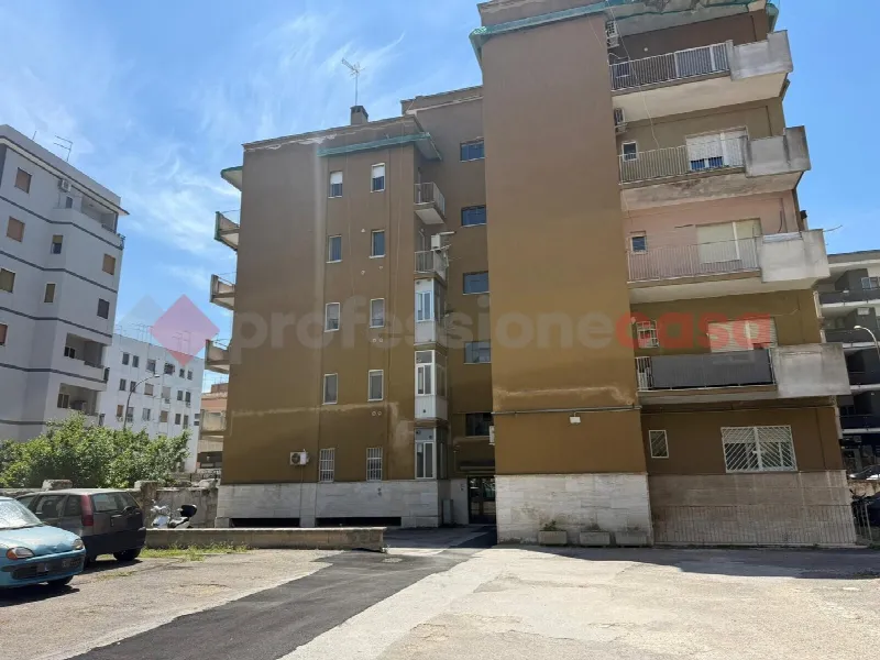 Appartamento in vendita a Taranto, Tre Carrare, Italia, Montegranaro - foto 1