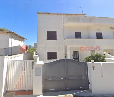 Casa Indipendente in vendita a Taranto, Sa... - foto 1
