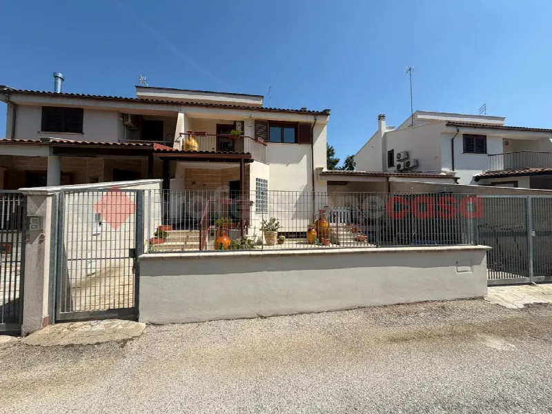 Villetta a schiera in vendita a Statte - foto 1