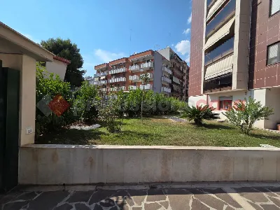 Appartamento in vendita a Taranto, Tre car... - foto 4
