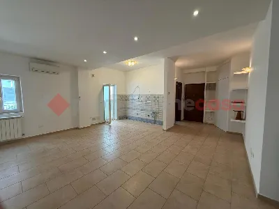 Appartamento in vendita a Taranto, Tre car... - foto 4