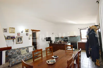 Casa Indipendente in vendita a Olbia - foto 1