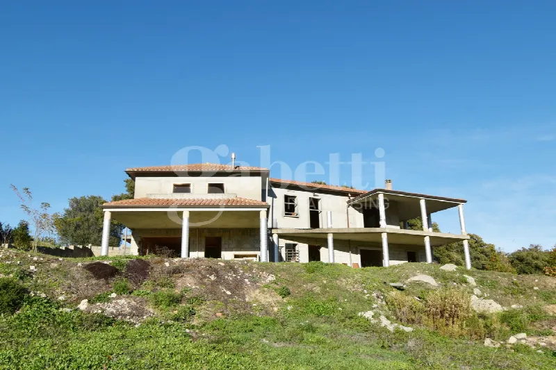 Rustico/Casale in vendita a Tempio Pausania - foto 1