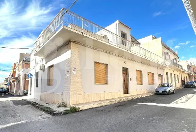 Casa Indipendente in vendita ad Avola - foto 1