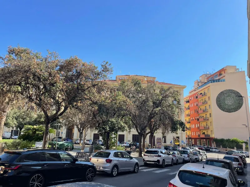 Appartamento in vendita a Cagliari, San Benedetto, Villanova - foto 1