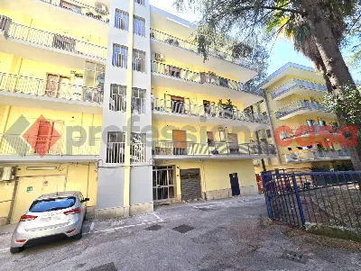 Appartamento in vendita a Salerno, Pastena... - foto 1