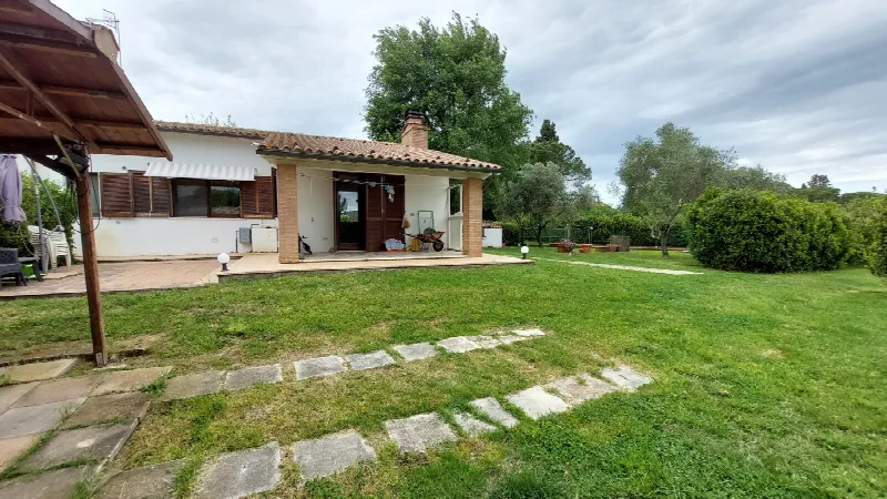 Casa Indipendente in vendita a Grosseto, Grosseto Nord - foto 1