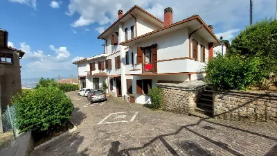 Villetta a schiera in vendita a Castell'Az... - foto 1