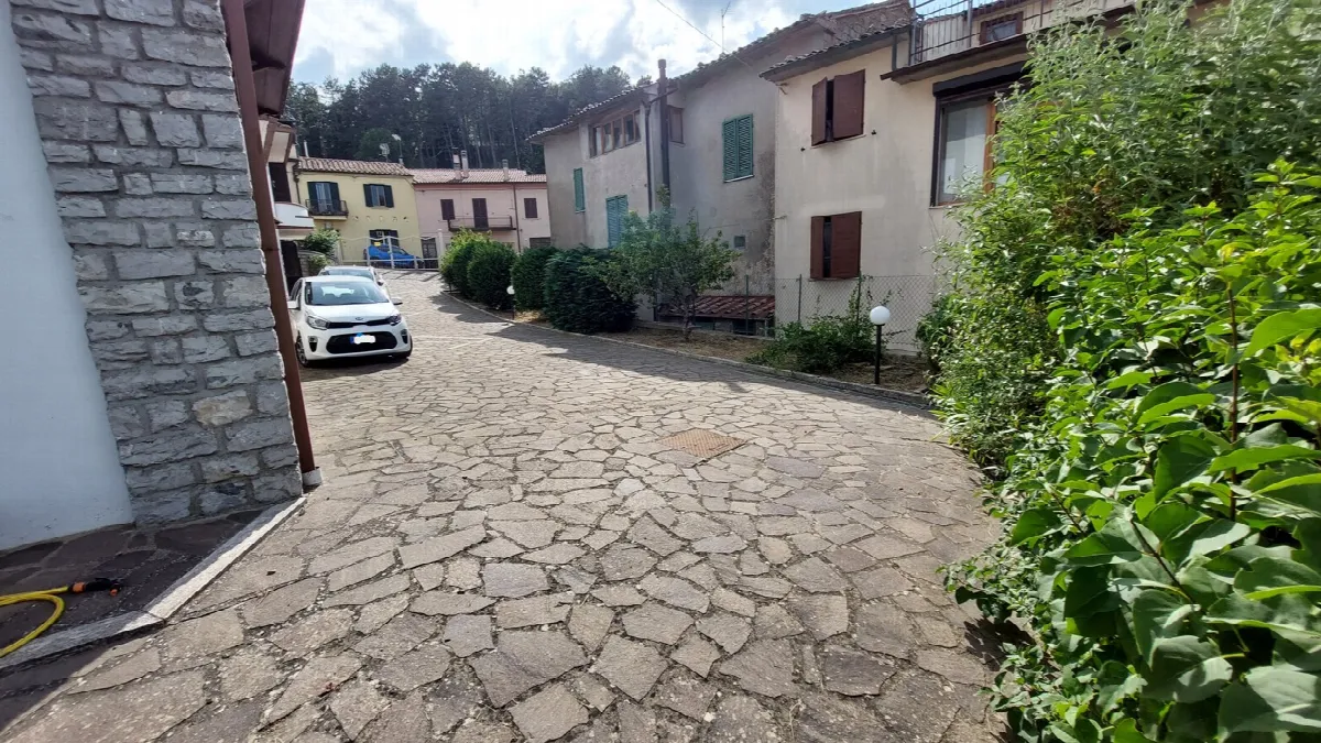 Villetta a schiera in vendita a Castell'Azzara - foto 4