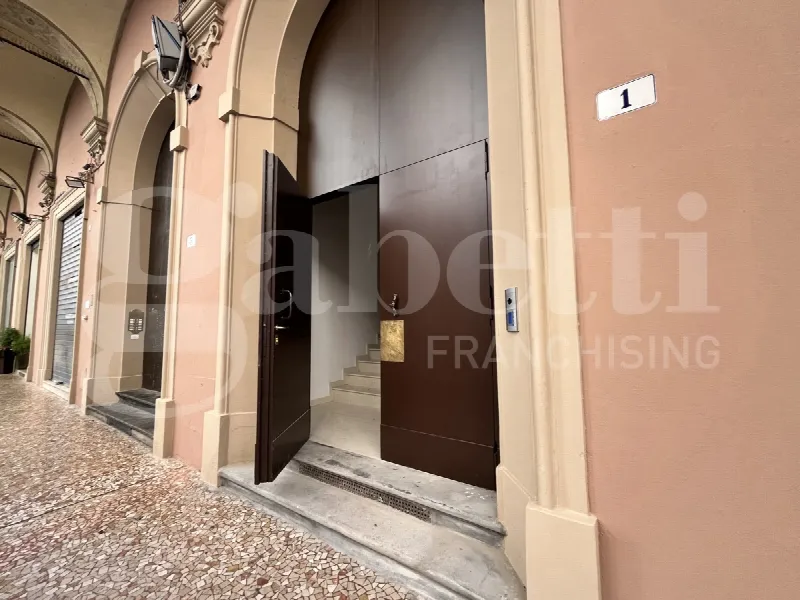 Appartamento in vendita a Bologna, Centro - foto 2