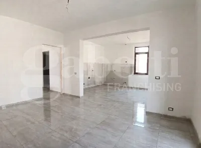 Appartamento in vendita a Carrara, Avenza - foto 2