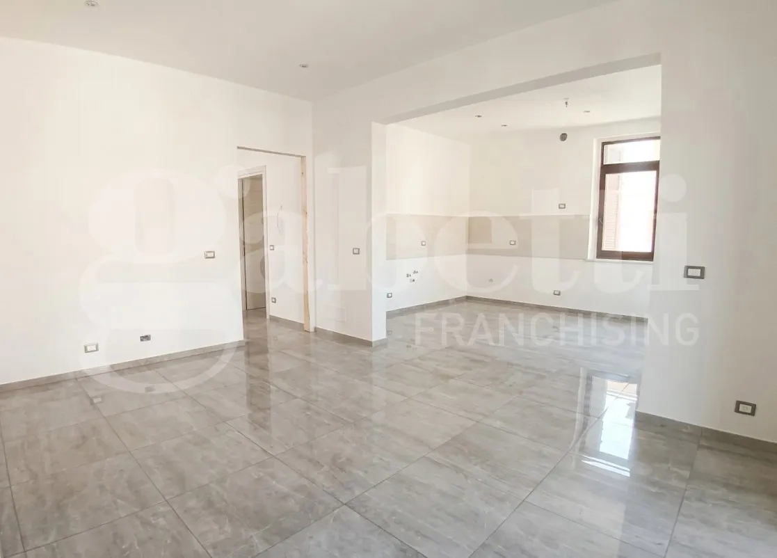 Appartamento in vendita a Carrara, Avenza - foto 3