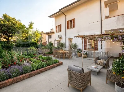 Casa Indipendente a Carrara