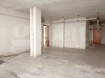 Appartamento in vendita a Carrara, Centro - foto 7