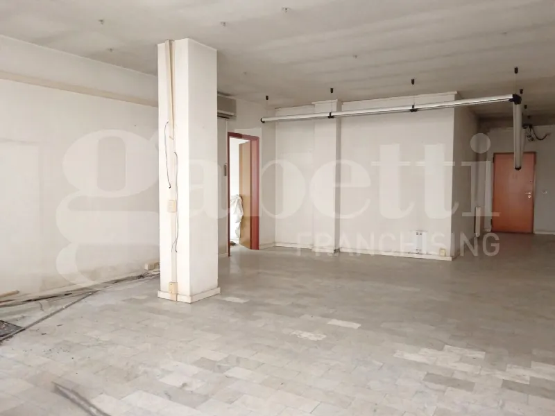 Appartamento in vendita a Carrara, Centro - foto 7